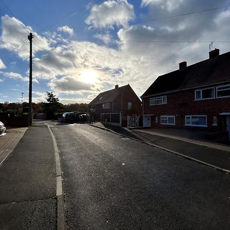 No6 Overnight Stays Free Onsite Parking Hindlip Exterior foto