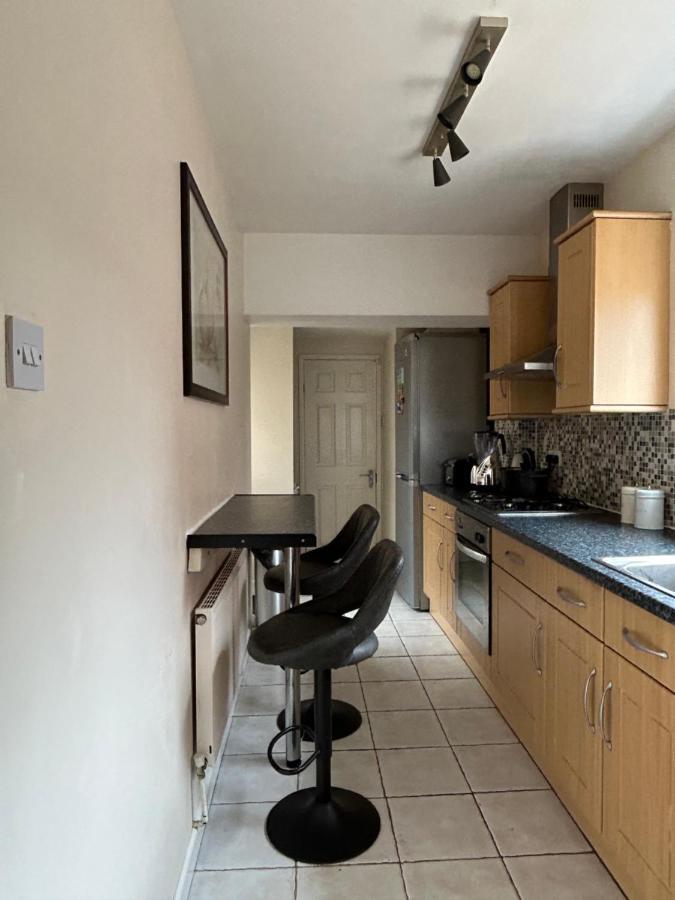 No6 Overnight Stays Free Onsite Parking Hindlip Exterior foto