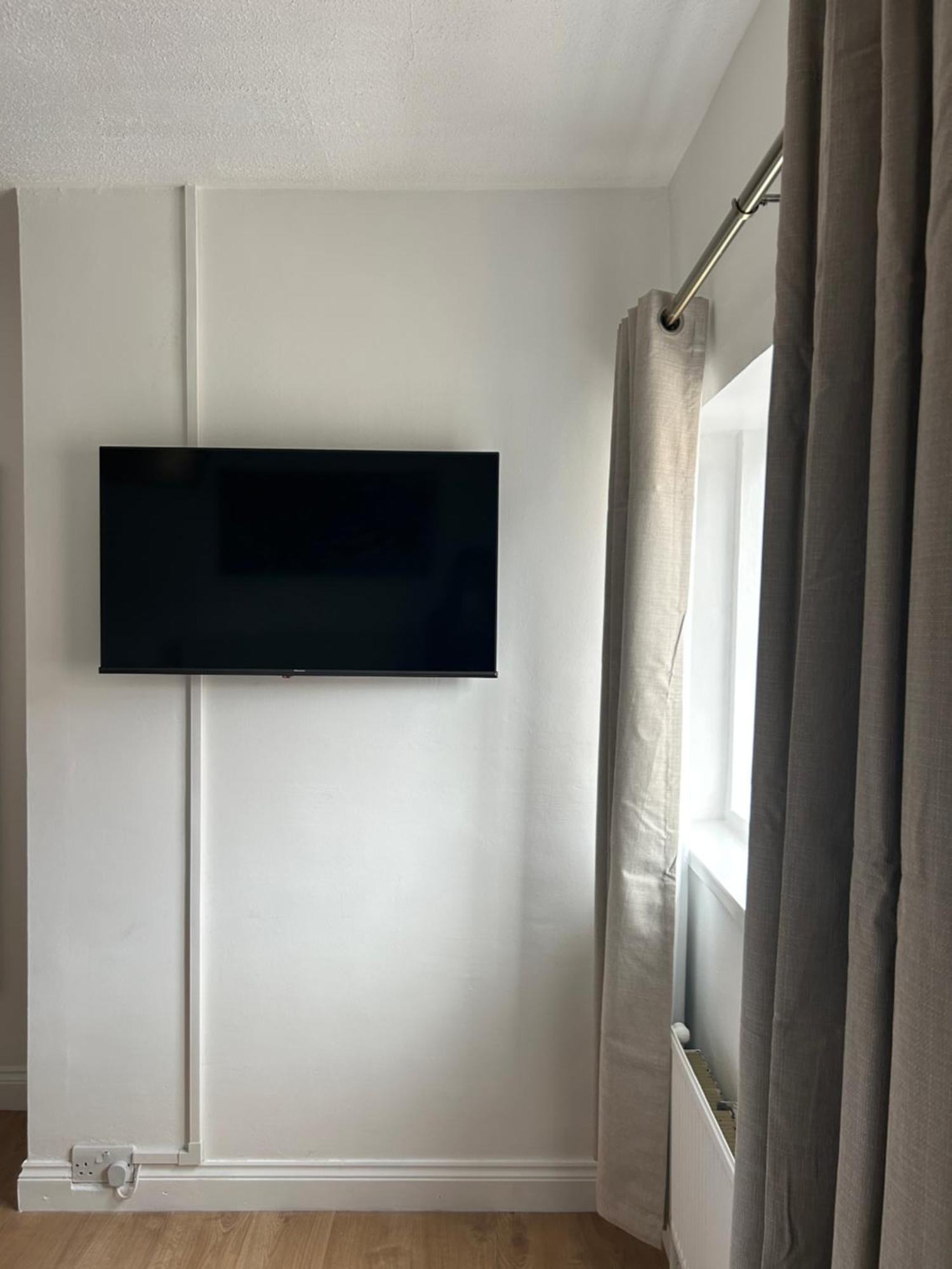No6 Overnight Stays Free Onsite Parking Hindlip Exterior foto