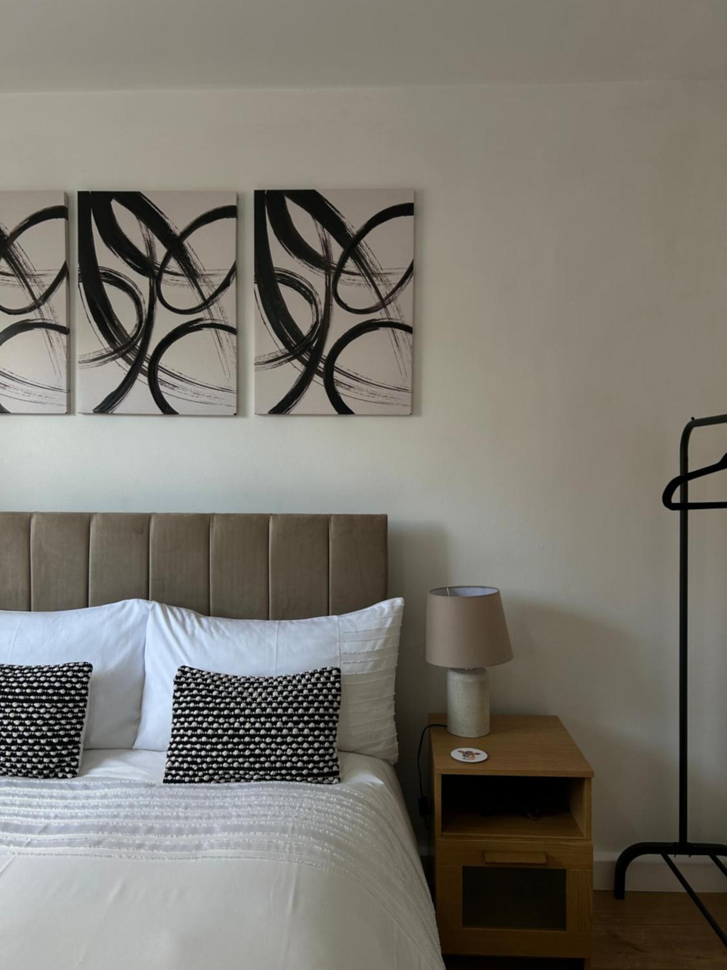 No6 Overnight Stays Free Onsite Parking Hindlip Exterior foto